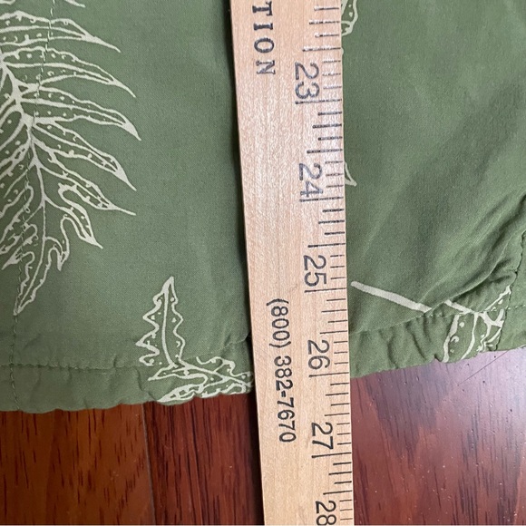 Living Hula Hawaiian Top Blouse Tuniic Laua'e Fern Green Pockets Sz M/L B7 - Picture 11 of 11